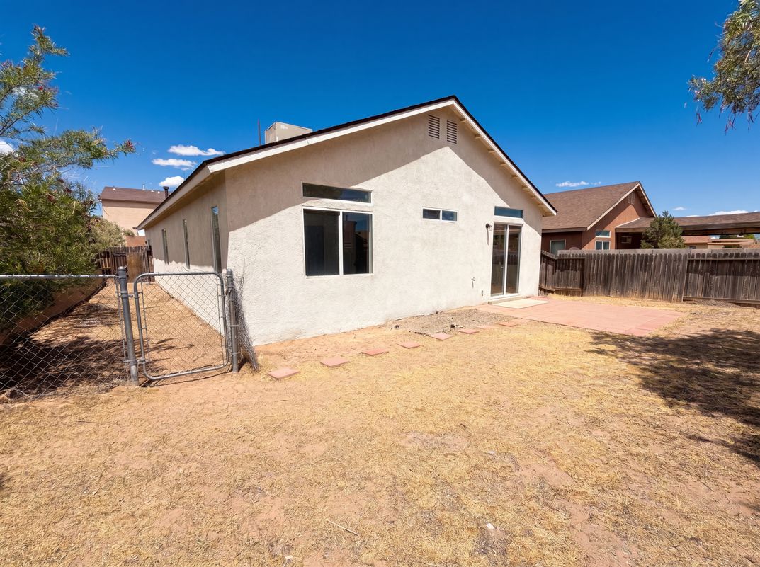 Photo 16 of 17 of 6948 Angela Dr NE, Rio Rancho, NM