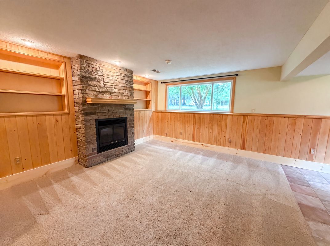 Photo 22 of 27 of 5243 Latta St, Saint Paul, MN