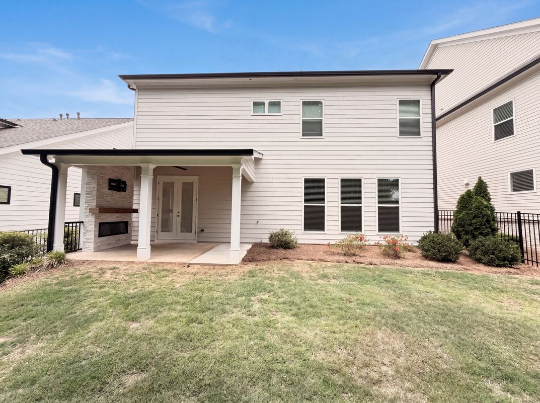 Photo 5 of 27 of 820 Pennington View Ln, Alpharetta, GA