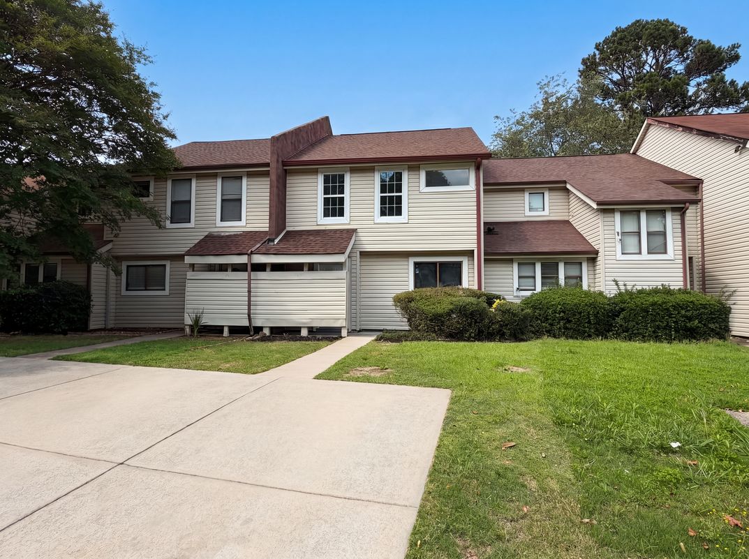 Property photo 1 of 3271 Tennington Pl # 0