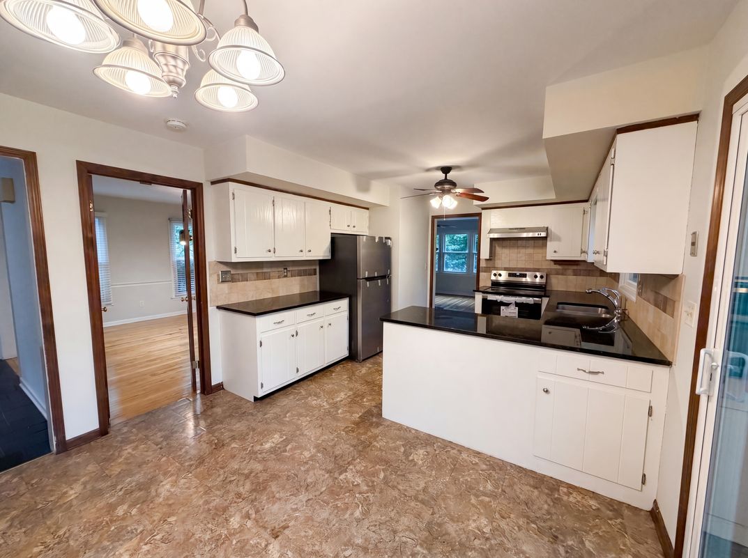 Photo 20 of 35 of 101 Wexford Way, Basking Ridge, NJ