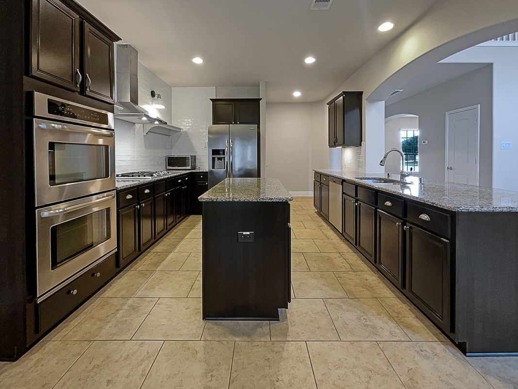 Photo 2 of 27 of 24542 N Denham Ridge Ln, Spring, TX