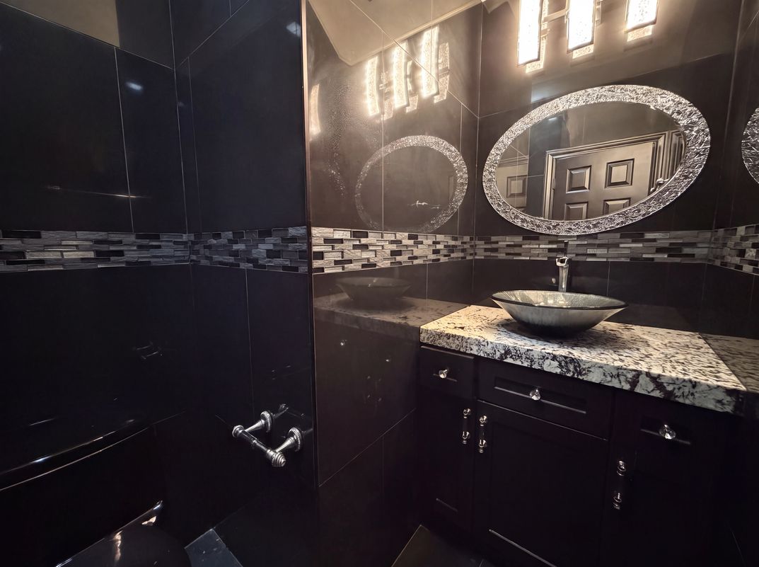 Photo 16 of 27 of 6127 Willowcrest Ct, Spring, TX