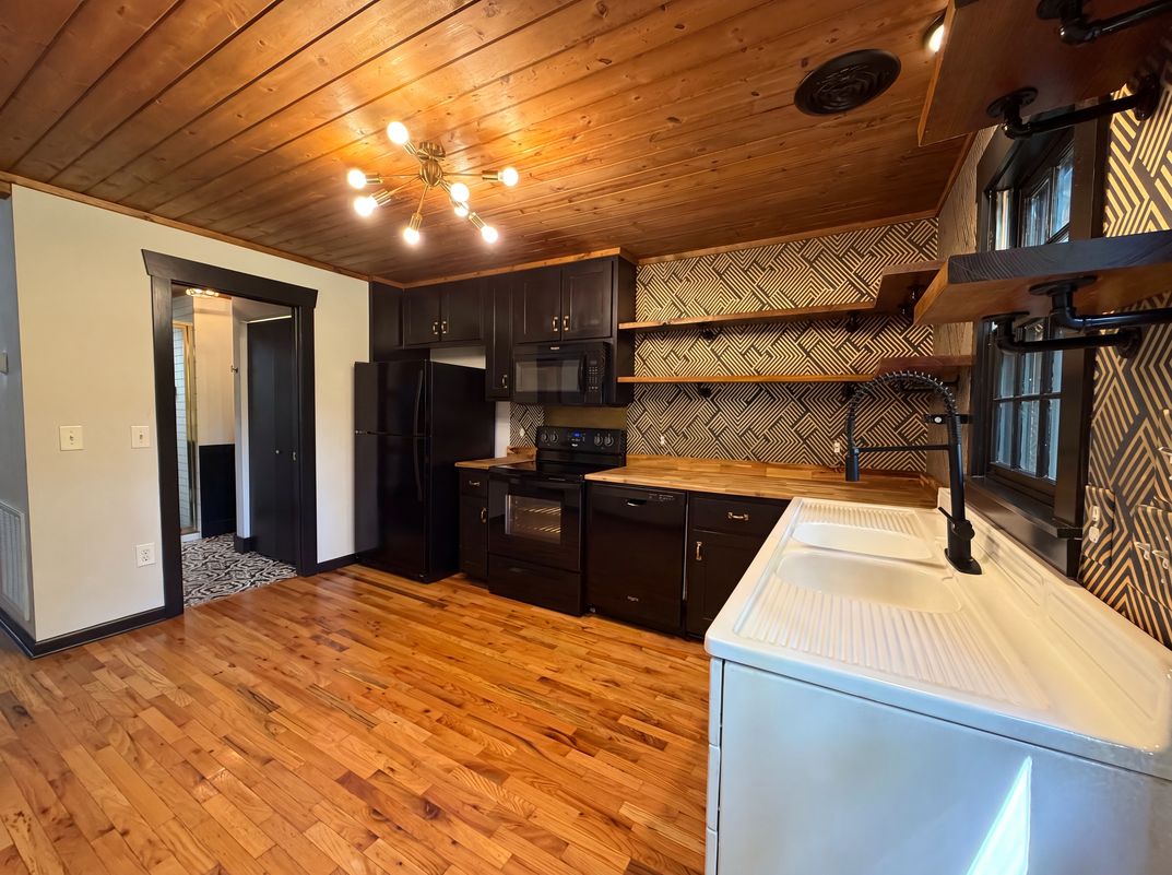 Photo 17 of 20 of 509 Drake Ave, Nashville, TN