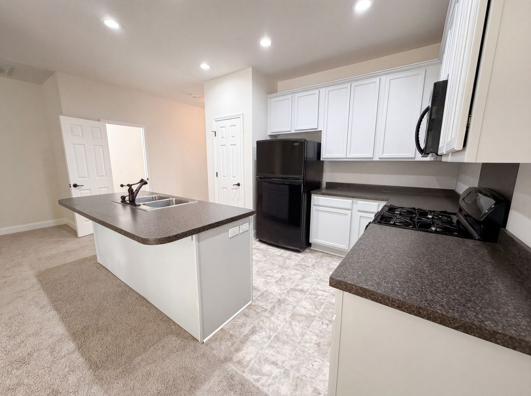 Photo 7 of 17 of 9622 Scarborough Ct, Summerville, SC