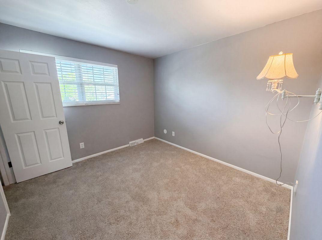 Photo 20 of 40 of 3182 S Xeric Ct, Denver, CO