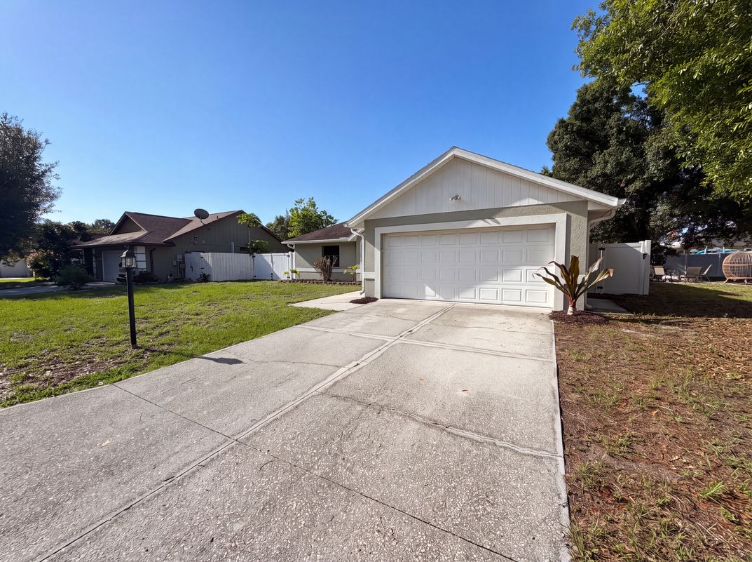 Photo 21 of 27 of 3430 55th Dr E, Bradenton, FL