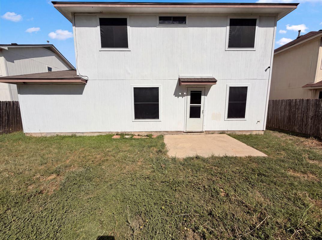 Photo 5 of 22 of 5810 Vasey Blvd, Austin, TX