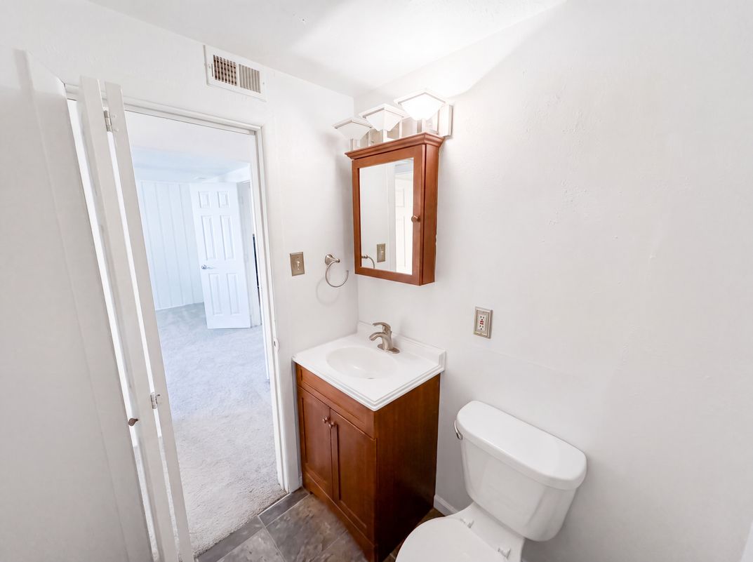 Photo 13 of 28 of 5667 Johnson St, Arvada, CO