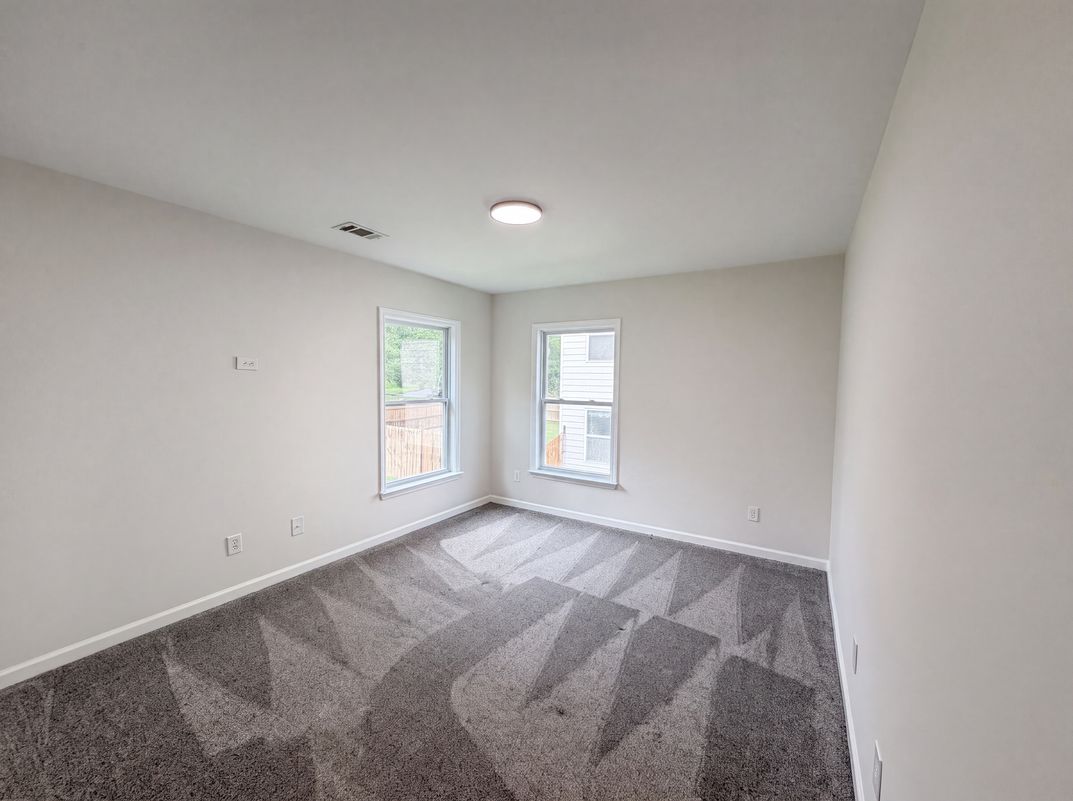 Photo 14 of 23 of 3718 Park Hill Cir, Loganville, GA