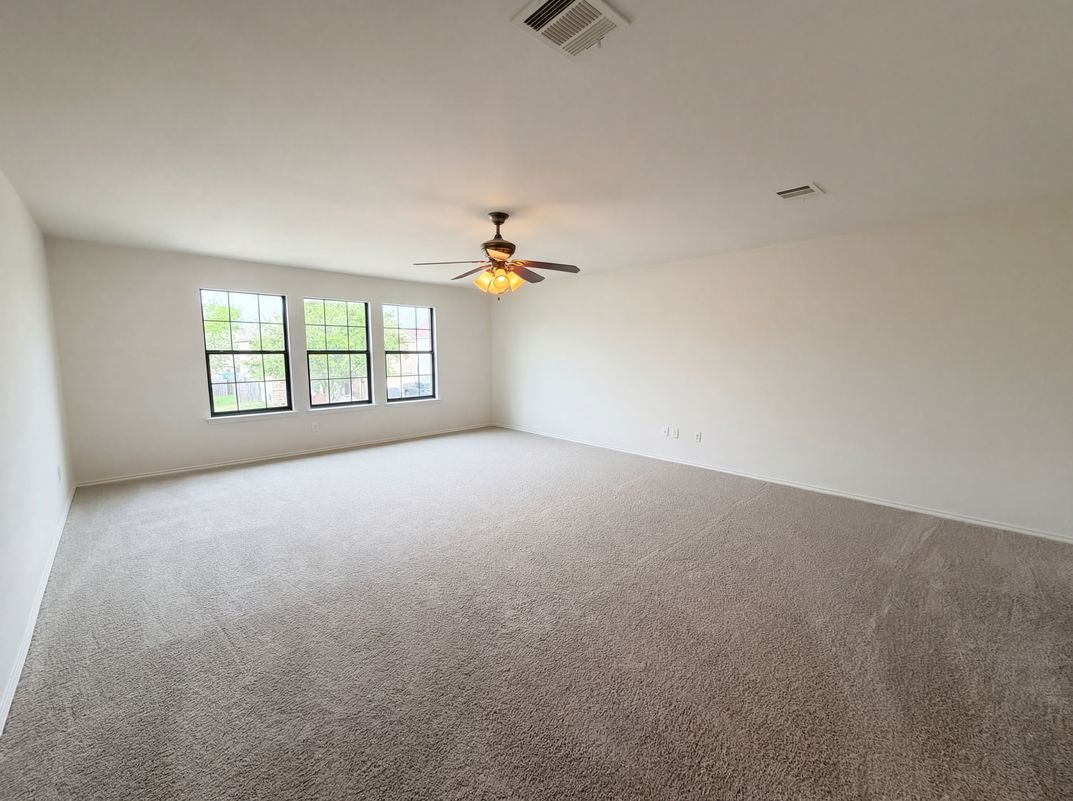 Photo 4 of 19 of 8506 Sunset Canyon Dr, Temple, TX