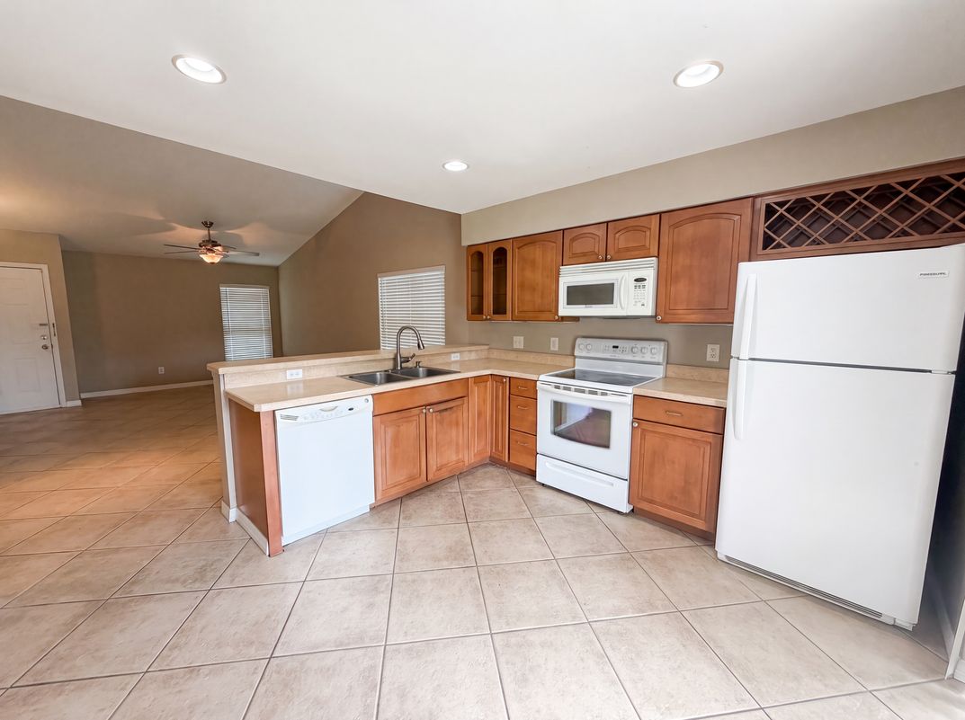 Photo 6 of 18 of 1393 San Diego Ct, Winter Springs, FL