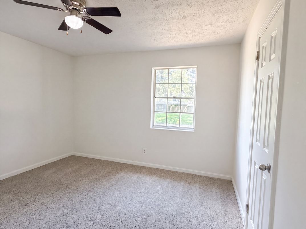 Photo 20 of 21 of 5928 Lake Ridge Ave, Jacksonville, FL