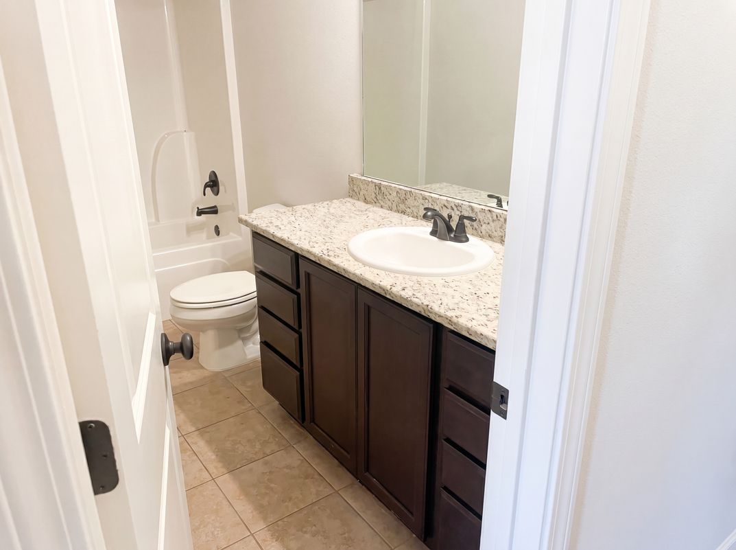 Photo 10 of 15 of 402 Cypress Garden Dr, Houma, LA