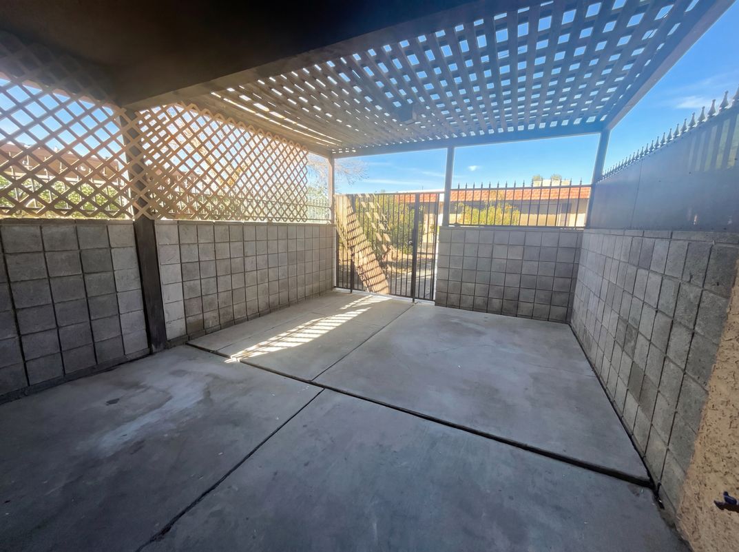 Photo 9 of 23 of 5097 Village Dr, Las Vegas, NV