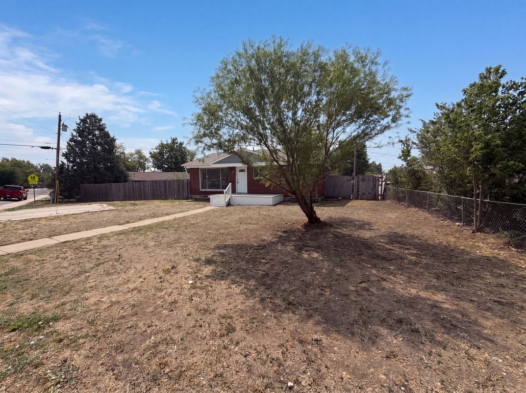Photo 20 of 23 of 9190 Cypress Dr, Thornton, CO