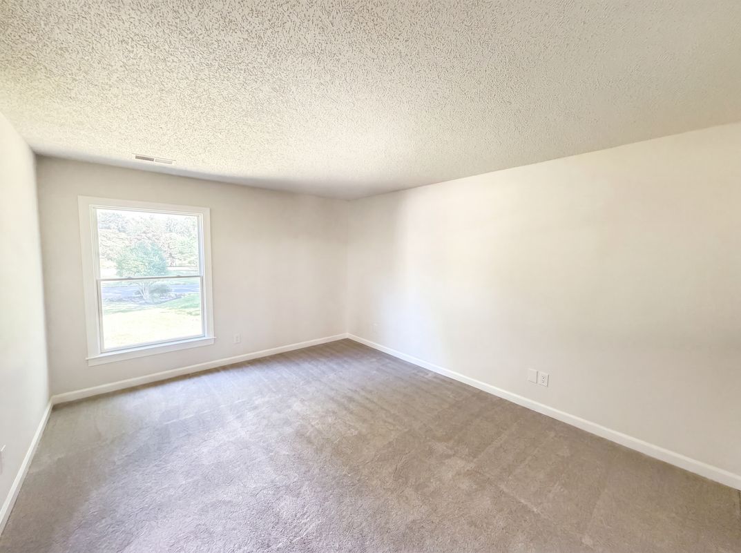 Photo 14 of 22 of 6505 Boykin Spaniel Rd, Charlotte, NC