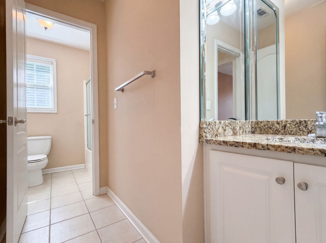 Photo 25 of 64 of 207 Cagle Ct, McDonough, GA