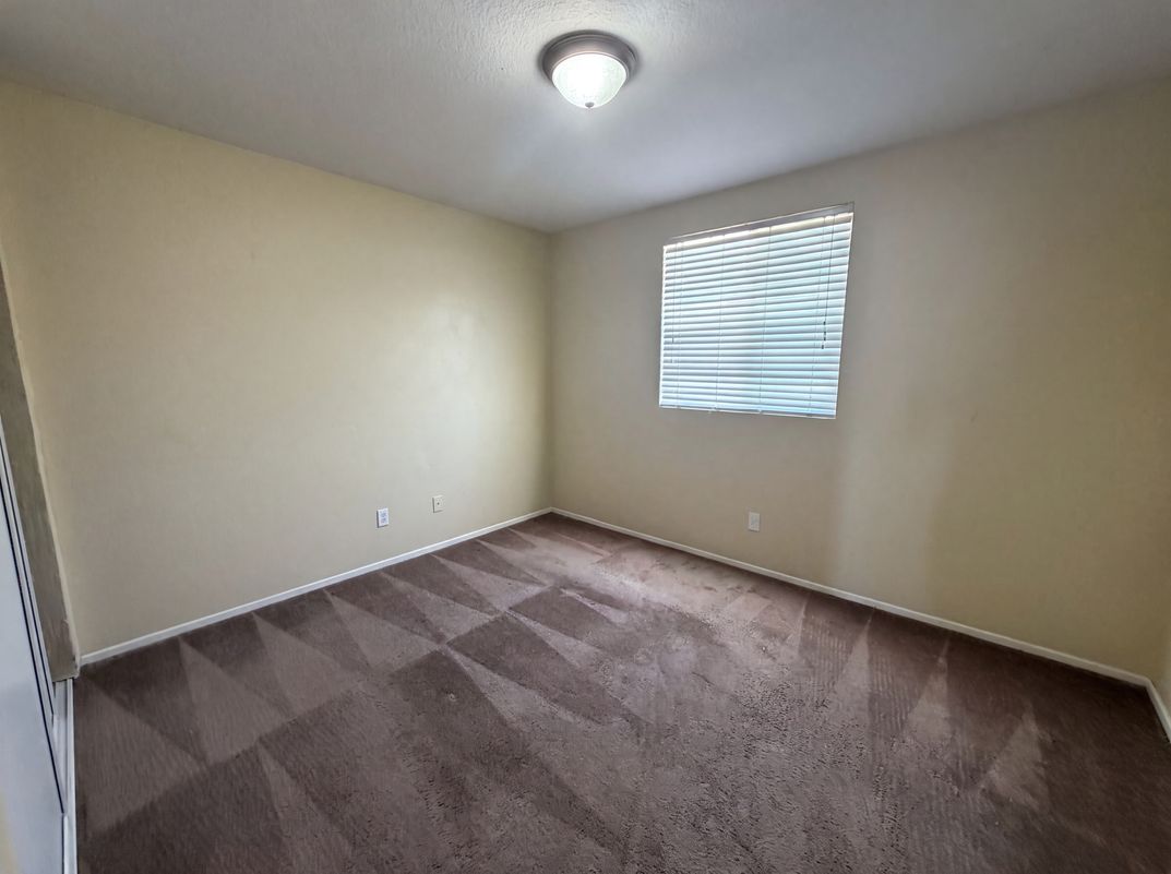 Photo 19 of 36 of 11401 Villa St, Adelanto, CA