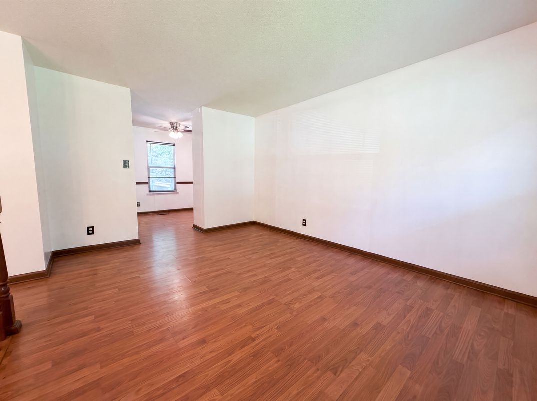 Photo 11 of 24 of 3108 Cobblestone Dr, Birmingham, AL