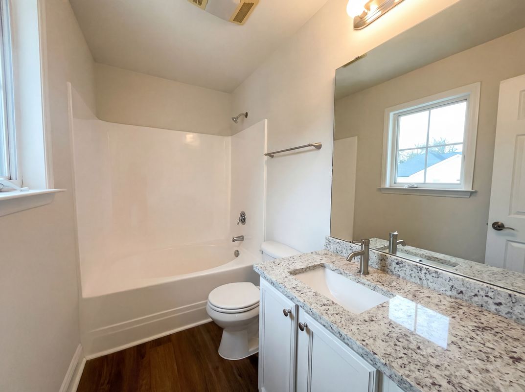 Photo 9 of 17 of 604 Eastway Ave, Durham, NC