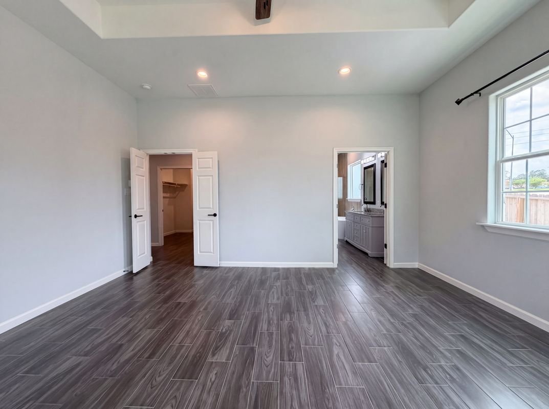 Photo 4 of 24 of 40406 Mostyn Dr, Magnolia, TX