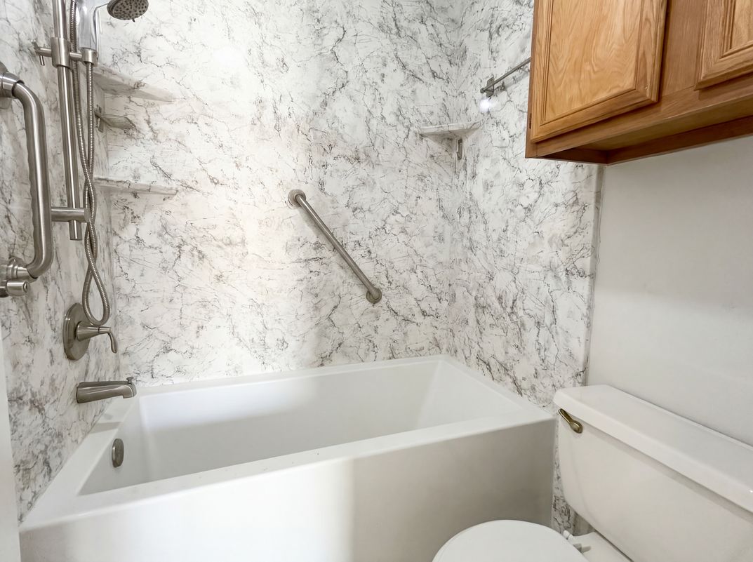 Photo 14 of 16 of 12300 Brookglade Cir, Houston, TX