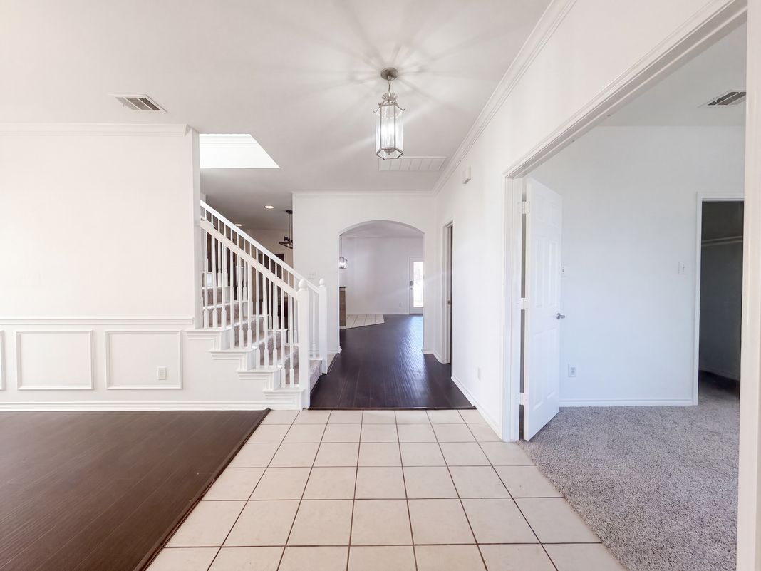 Photo 3 of 20 of 1232 Spanish Moss Dr, Savannah, TX