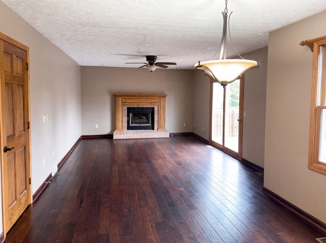Photo 3 of 28 of 1100 Prescot Ave NW, Massillon, OH