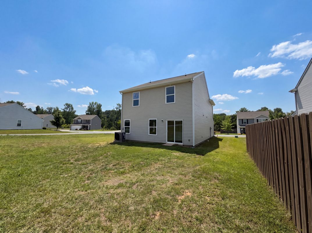 Photo 5 of 22 of 1270 Winding Creek Rd, Salisbury, NC