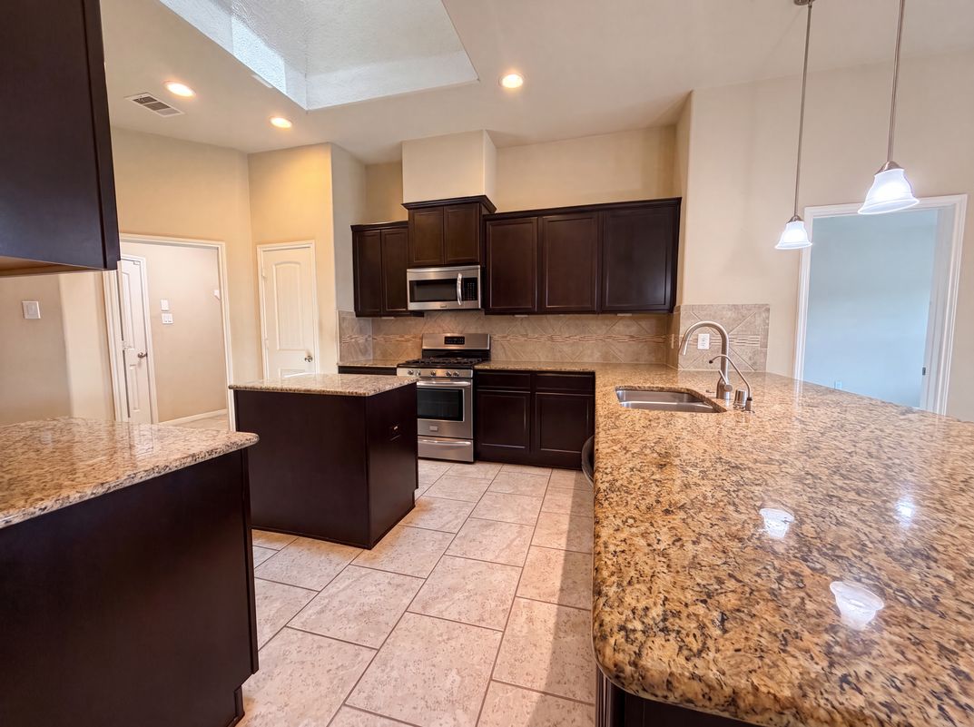 Photo 13 of 17 of 4511 Fenway Park Way, Spring, TX