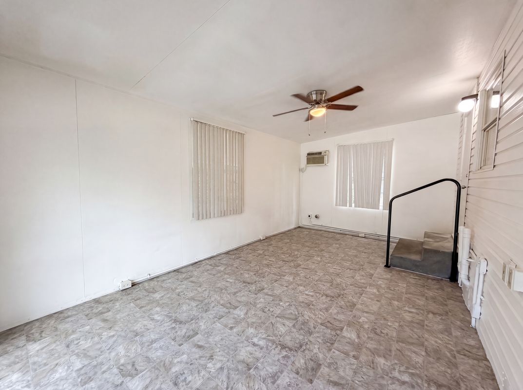 Photo 8 of 17 of 626 S 67th St, Tampa, FL