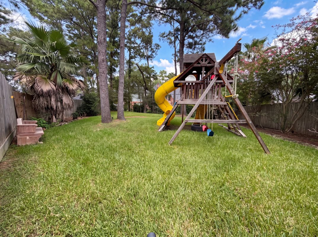 Photo 24 of 27 of 6127 Willowcrest Ct, Spring, TX