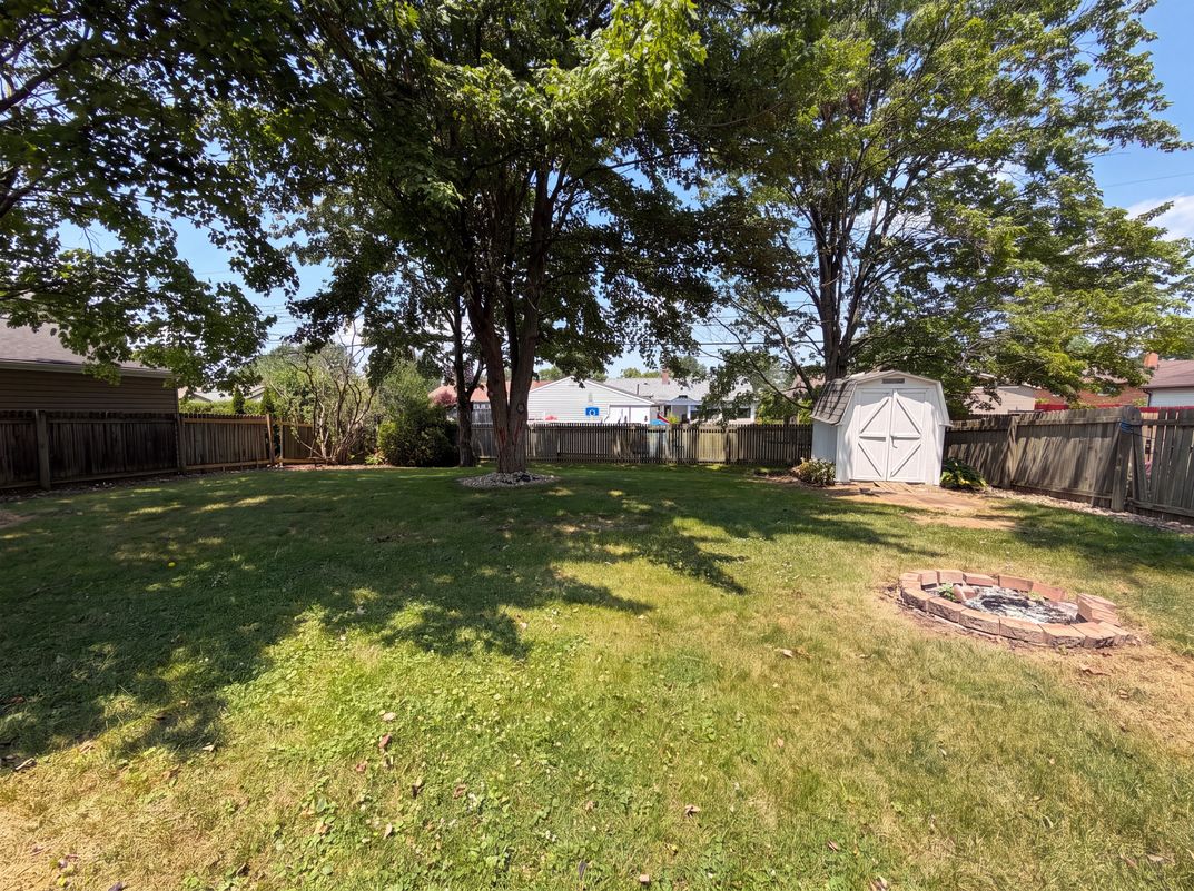Photo 19 of 22 of 11500 Stormes Dr, Cleveland, OH
