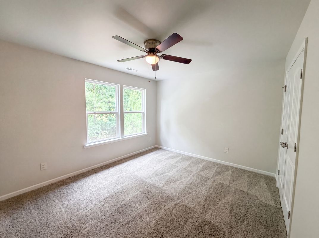 Photo 8 of 17 of 612 Turmeric Ln, Durham, NC