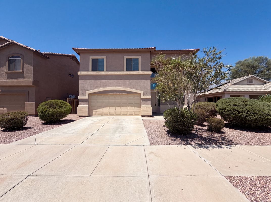 Property photo 1 of 17268 W Elaine Dr