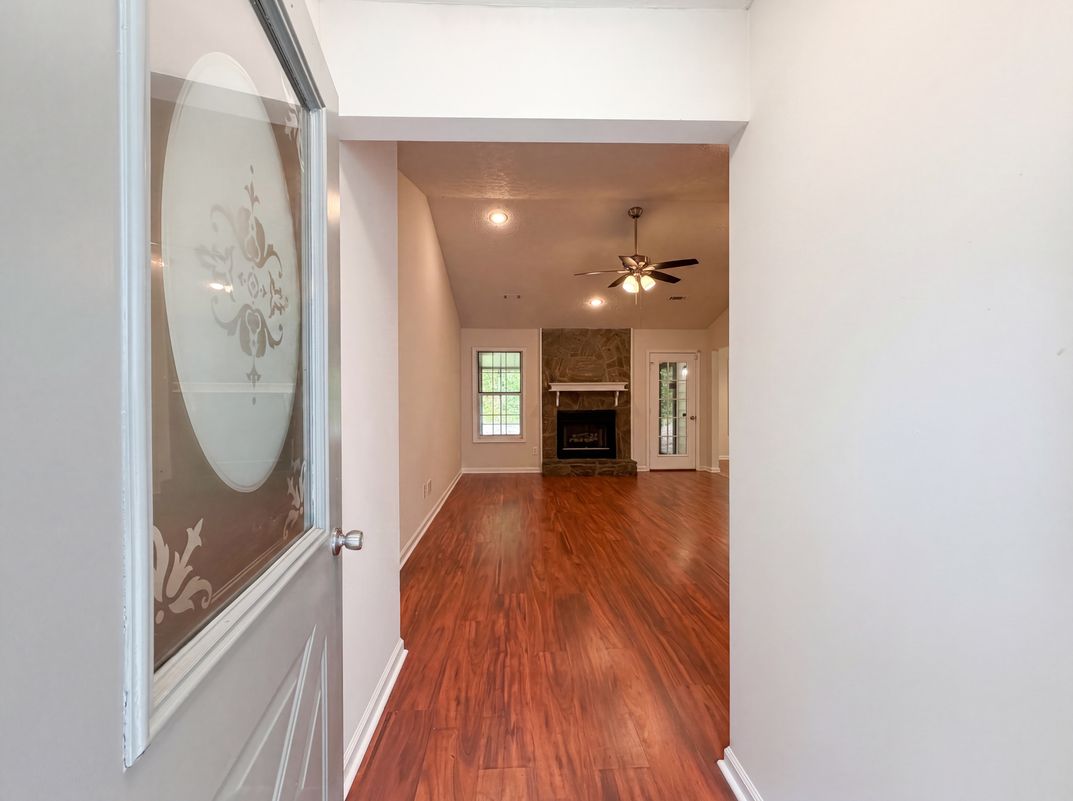 Photo 9 of 22 of 430 Cornwallis Way, Fayetteville, GA