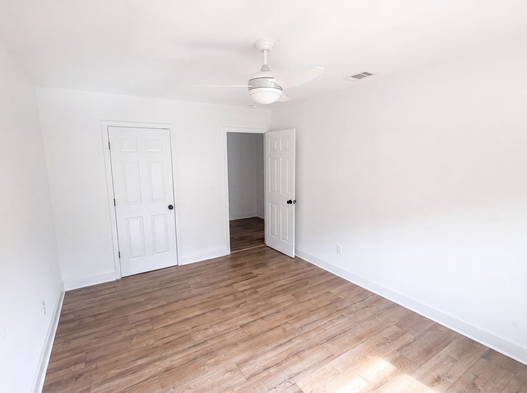 Photo 14 of 26 of 1625 Windsor Dr, Waycross, GA