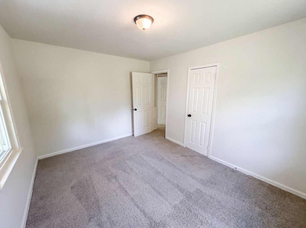Photo 12 of 16 of 314 Langston Dr, Greenville, SC