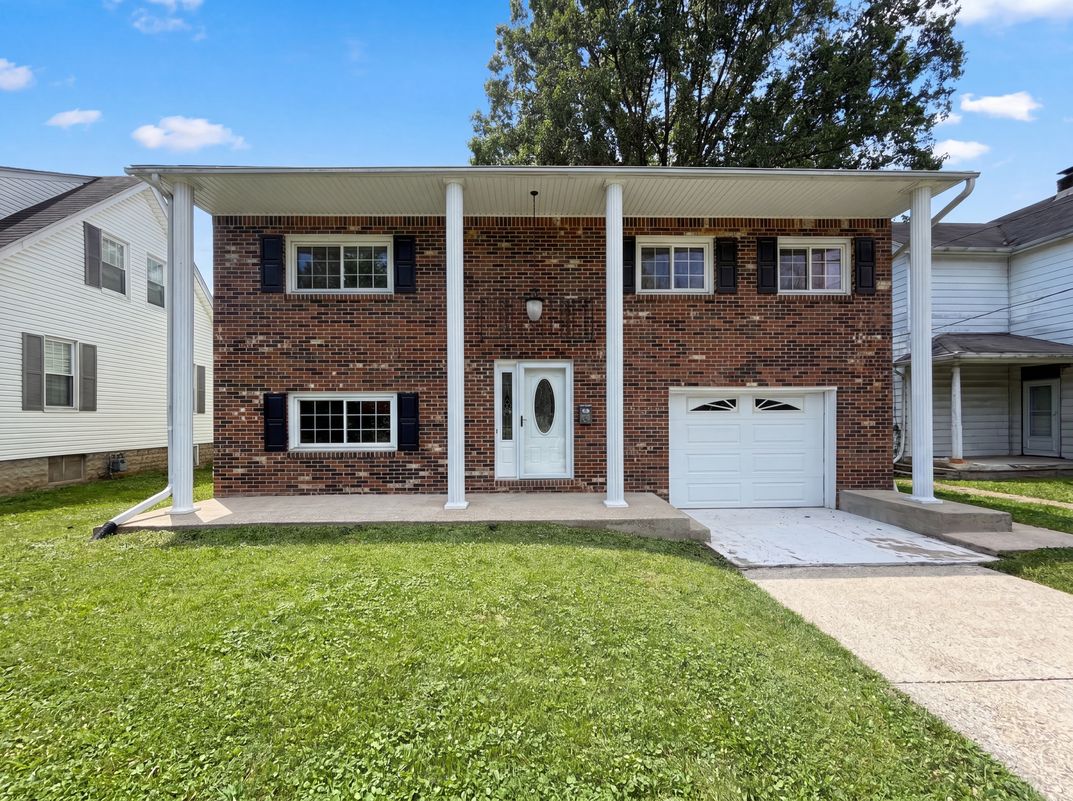 Property photo 1 of 561 Nowlin Ave