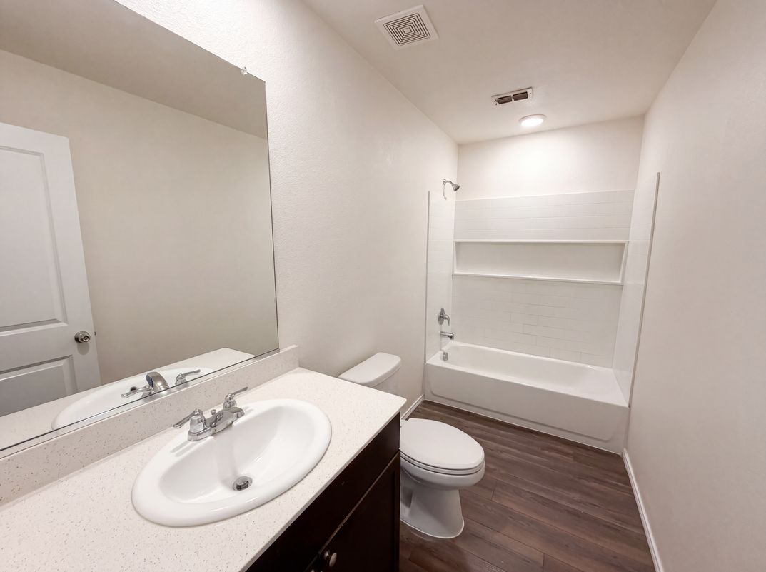 Photo 7 of 17 of 2214 Nightgrove Cir, Crandall, TX
