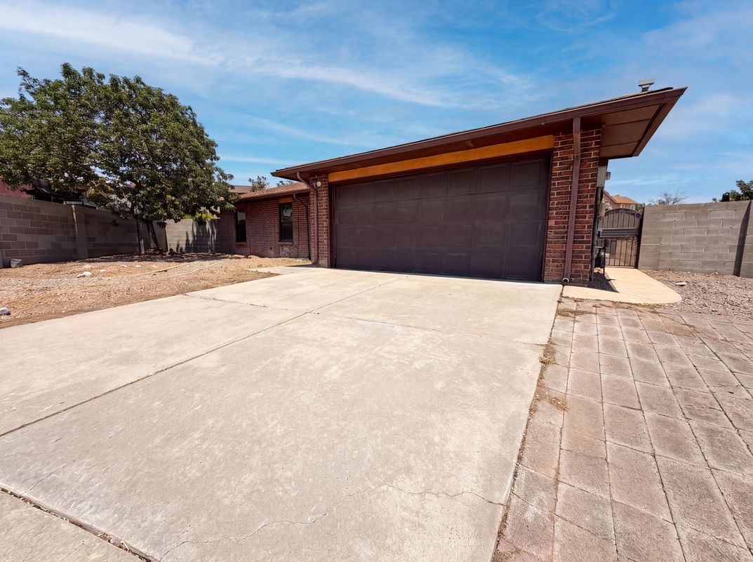 Photo 18 of 20 of 4417 Spanish Broom Ct NW, Albuquerque, NM