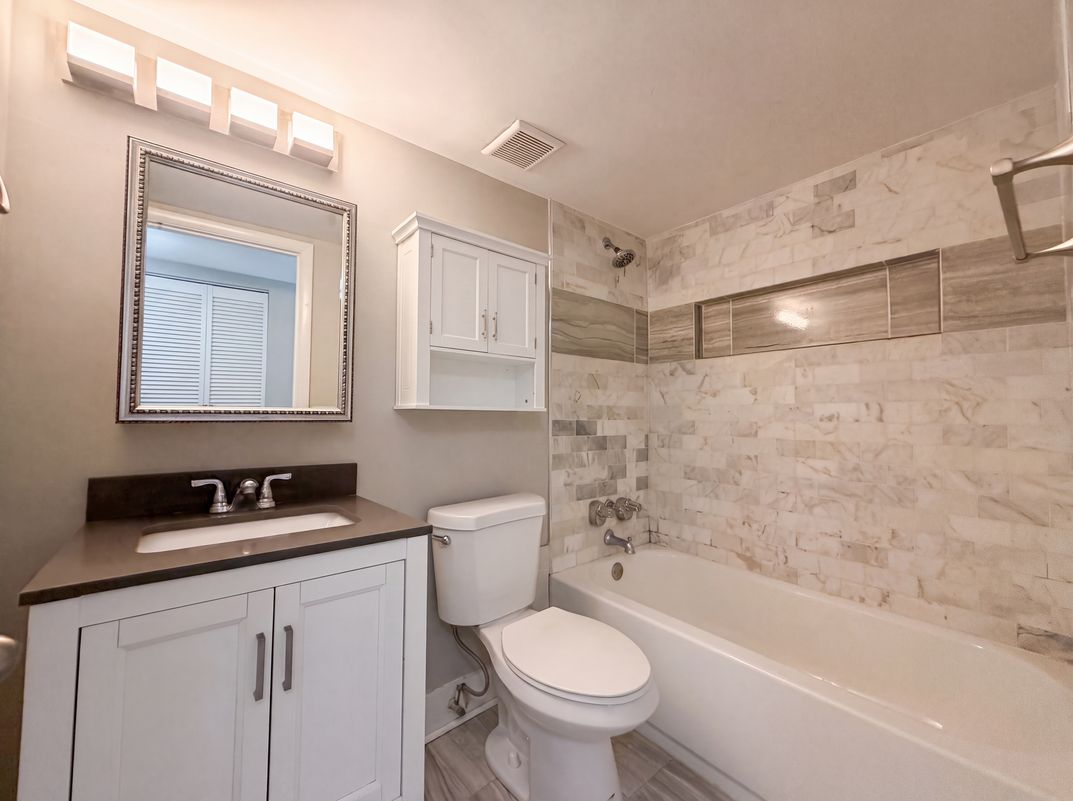 Photo 10 of 17 of 407 Summit Ridge Pl, Nashville, TN