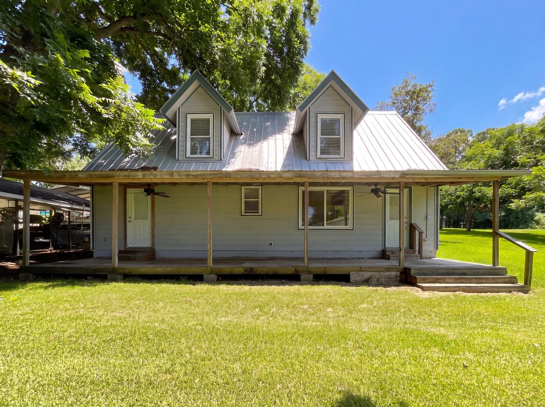 Photo 5 of 19 of 70 Rustling Oaks St, Coldspring, TX