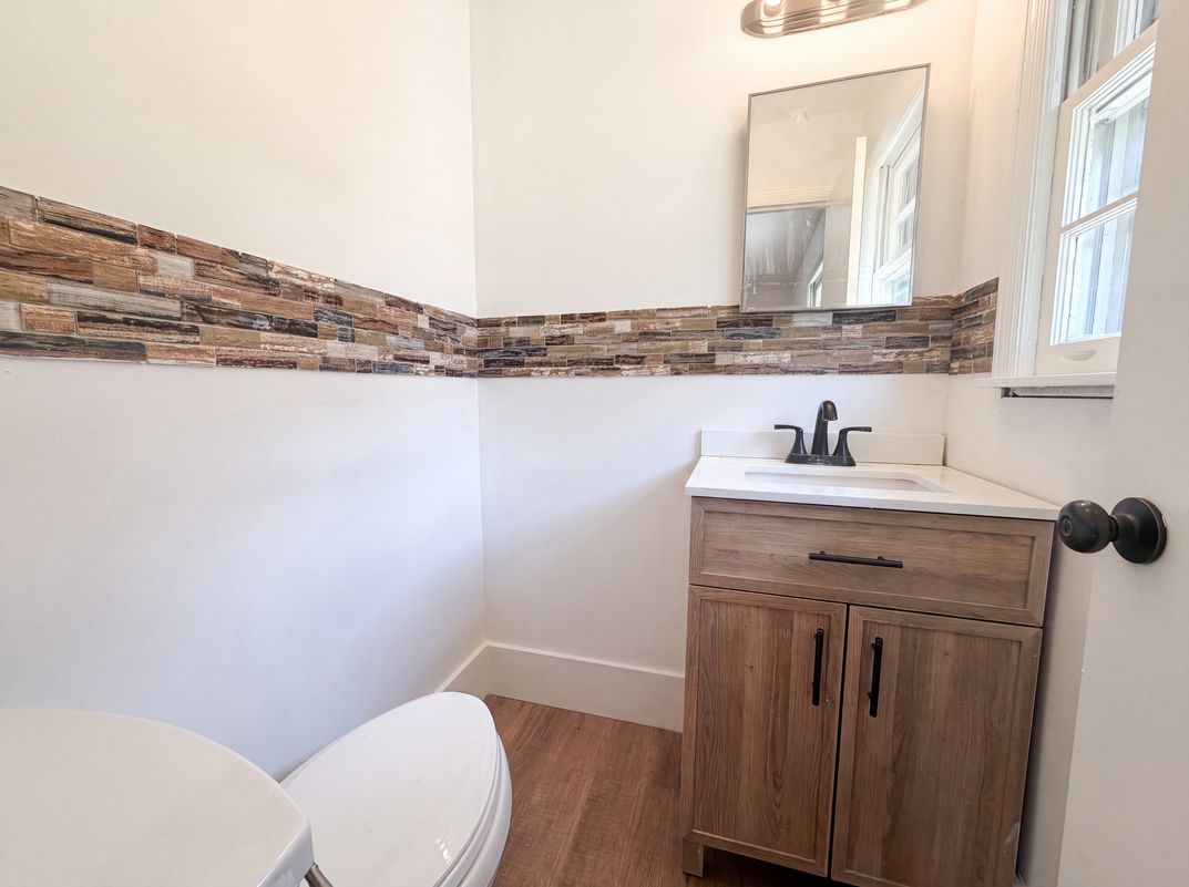 Photo 8 of 17 of 3119 Holbrook Dr SW, Marietta, GA