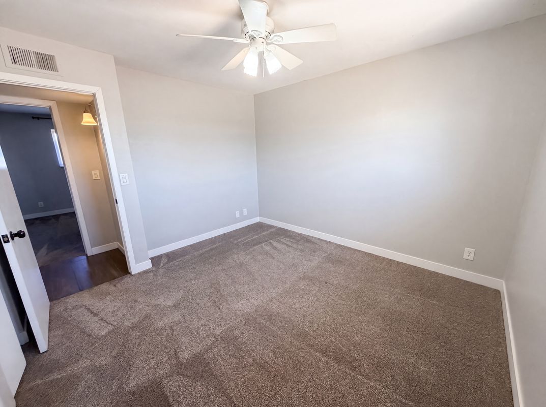 Photo 13 of 22 of 1430 E Flossmoor Ave, Mesa, AZ