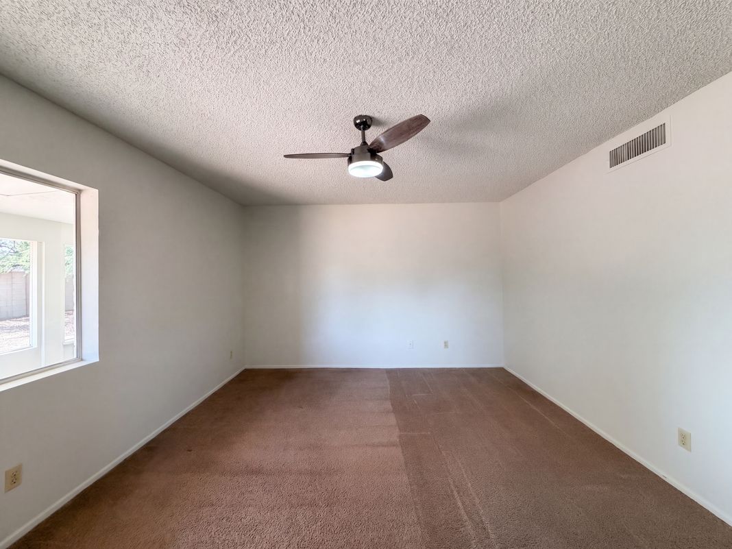 Photo 11 of 32 of 10701 W Campbell Ave, Phoenix, AZ
