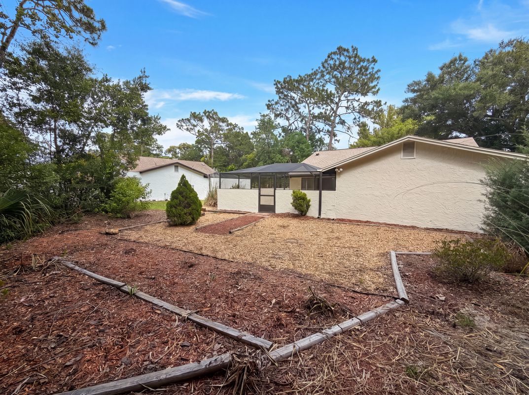 Photo 5 of 24 of 8 Bumelia Ct, Homosassa, FL