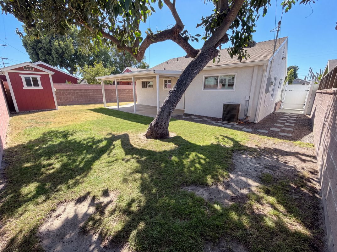 Photo 18 of 27 of 11844 Graystone Ave, Norwalk, CA