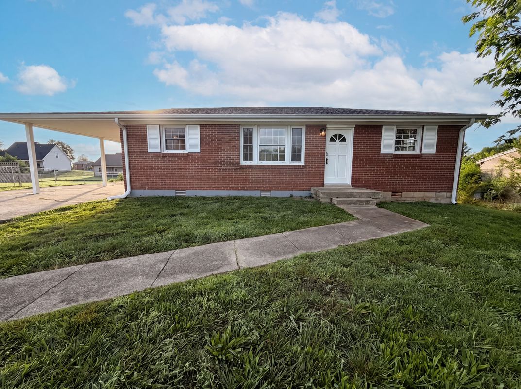 Property photo 1 of 112 Norris Dr
